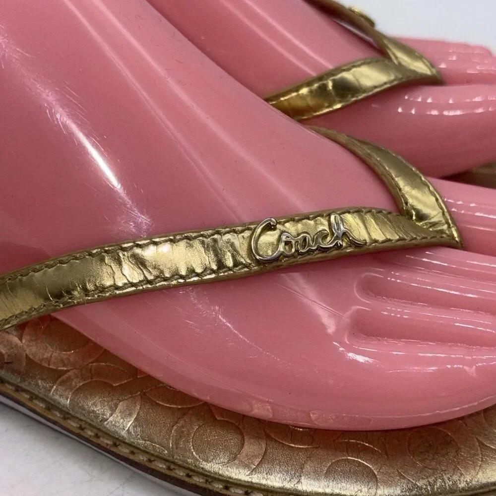 Coach Sandals Flip Flop Thong Women’s Size 8 B Gold Signature Monogram Print